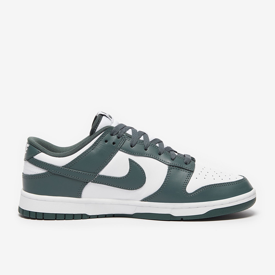 Nike Sportswear Dunk Low Retro White/Vintage Green Trainers