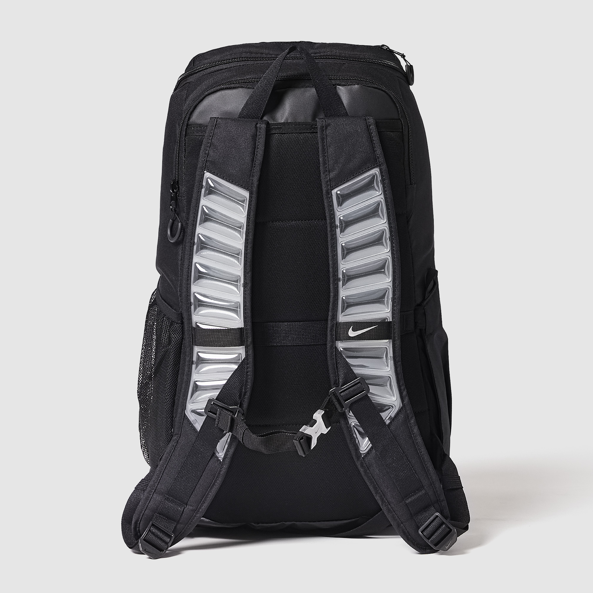 nike air max metallic silver backpack Nike, Unisex, Varsity Elite (32L), Black/Black/Metallic Silver, One Size : Sports & Outdoors the Nike Varsity Elite Backpack keeps your gear organized and your tech protected Nike Air Max 95 10