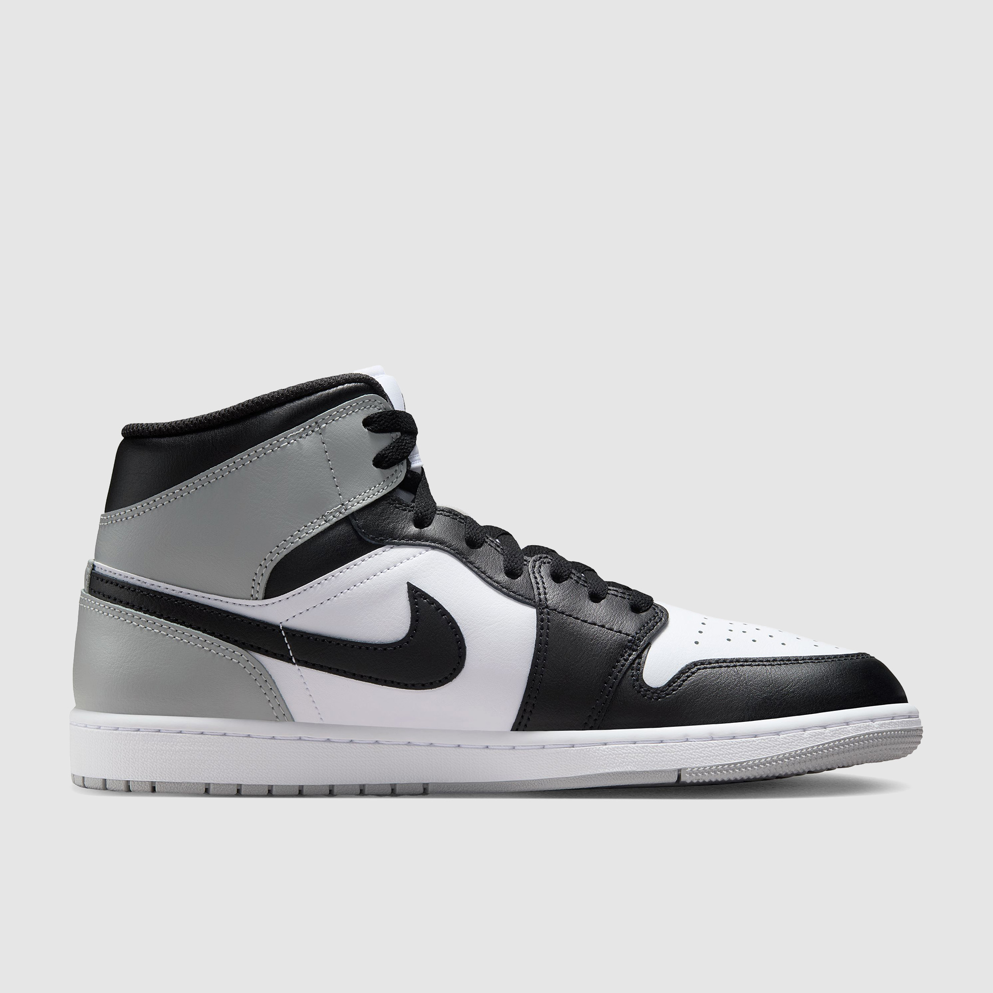 NIKE AJ1 Black and Smoke Grey 28.5cm Womens Air Jordan 1 Mid SE 