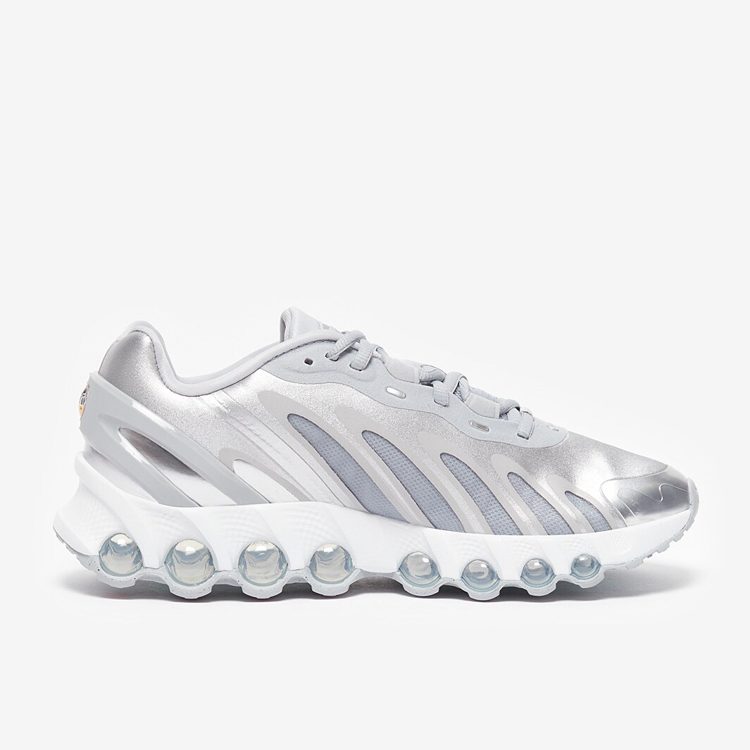 Nike Sportswear Womens Air Max DN8 Wolf Grey/Metallic Silver/Off