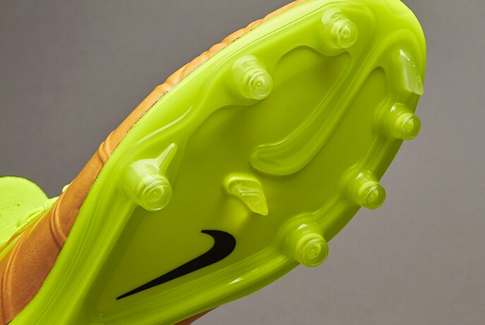 Nike Hypervenom Phantom II Leather FG - Soccer Cleats - Firm Nike Hypervenom Phantom II Leather FG - Soccer Cleats - Firm