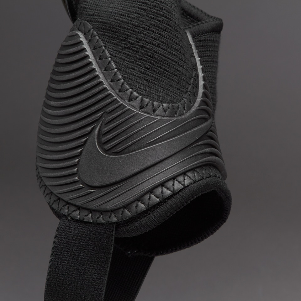 Leuren toevoegen aan Keizer Nike Protegga Flex Football Shin Guard - Accessories - Shinpads -  SP0313-010 - Black/Black/Volt 