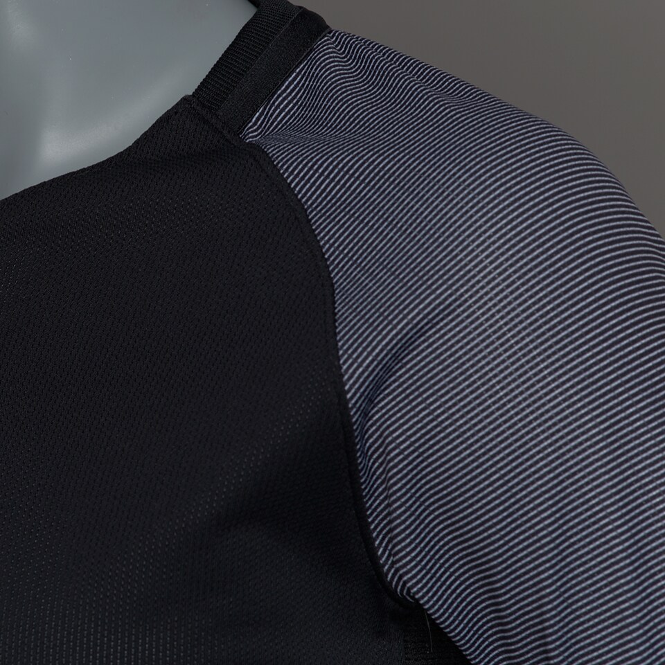 nike revolution jersey