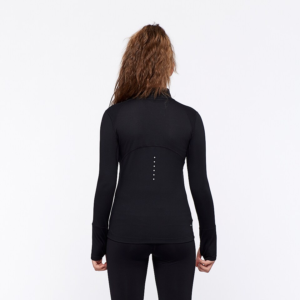 nike accessories dry element run