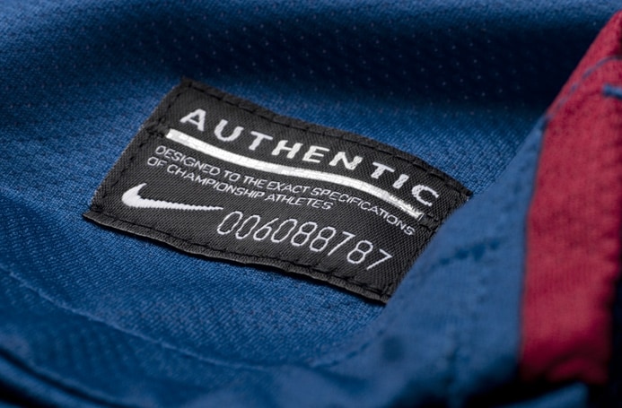 Barcelona Home 10/11 Nike Soccer Jersey - Blue/Storm Red