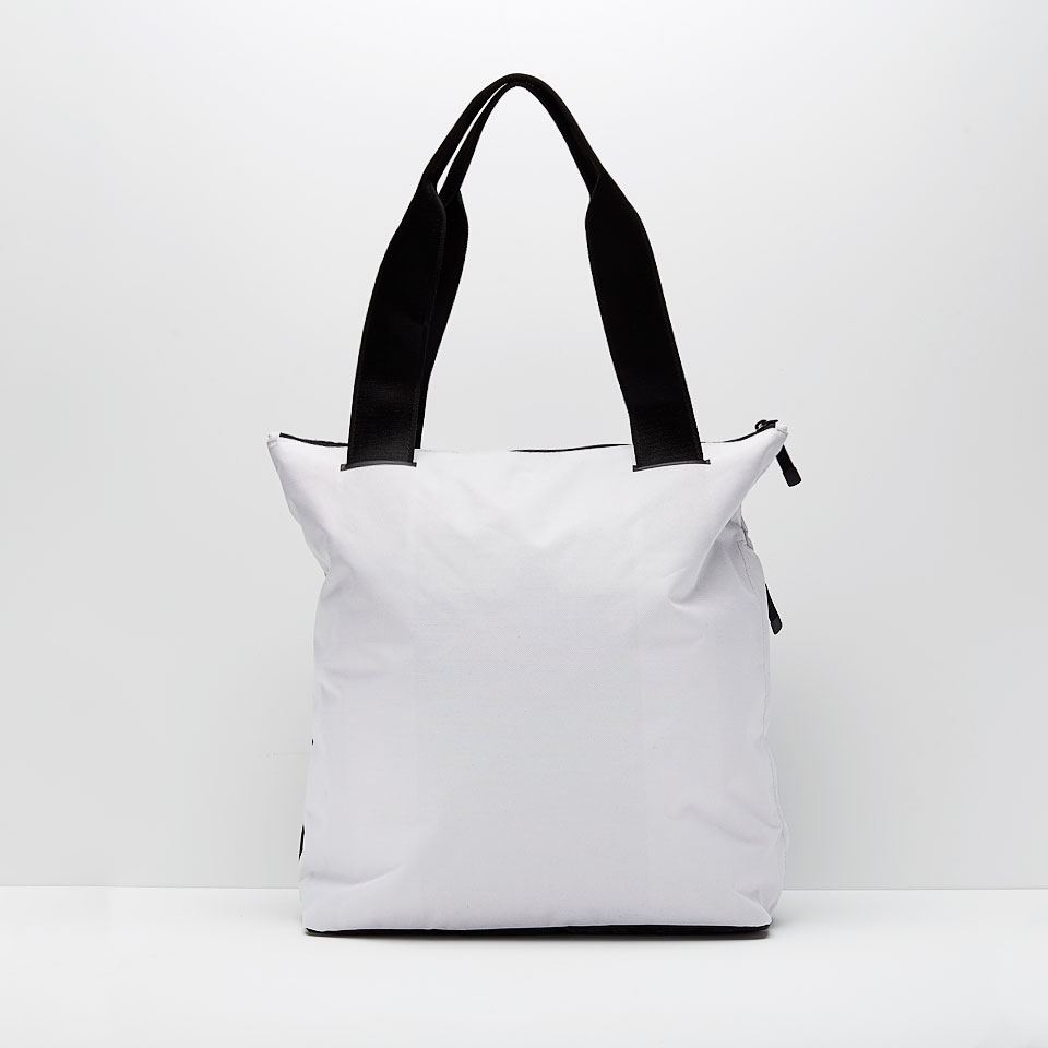 Nike best sale radiate tote