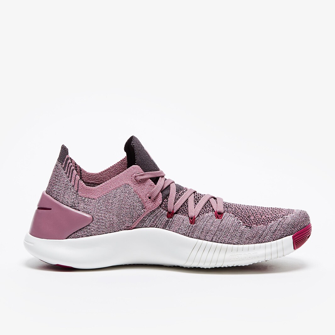 womens nike tr flyknit 3