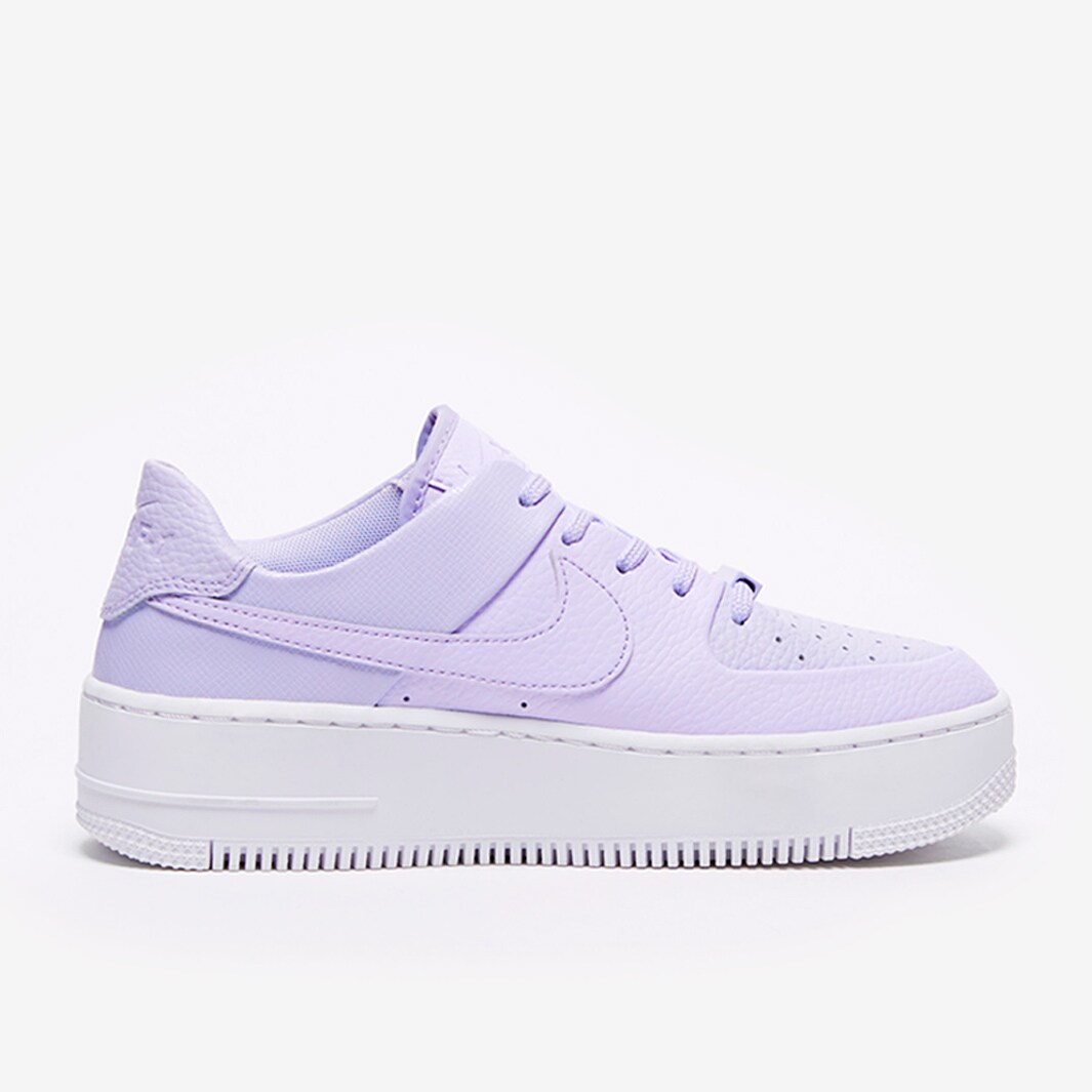 nike wmns af1 sage low