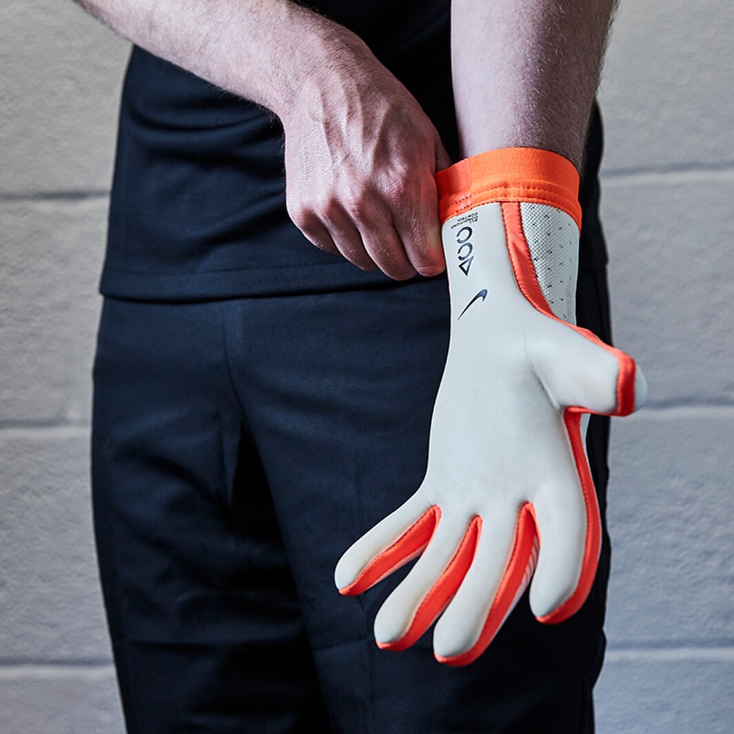 gant de gardien nike mercurial