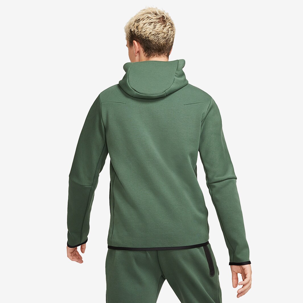 nike tech fleece galactic jade