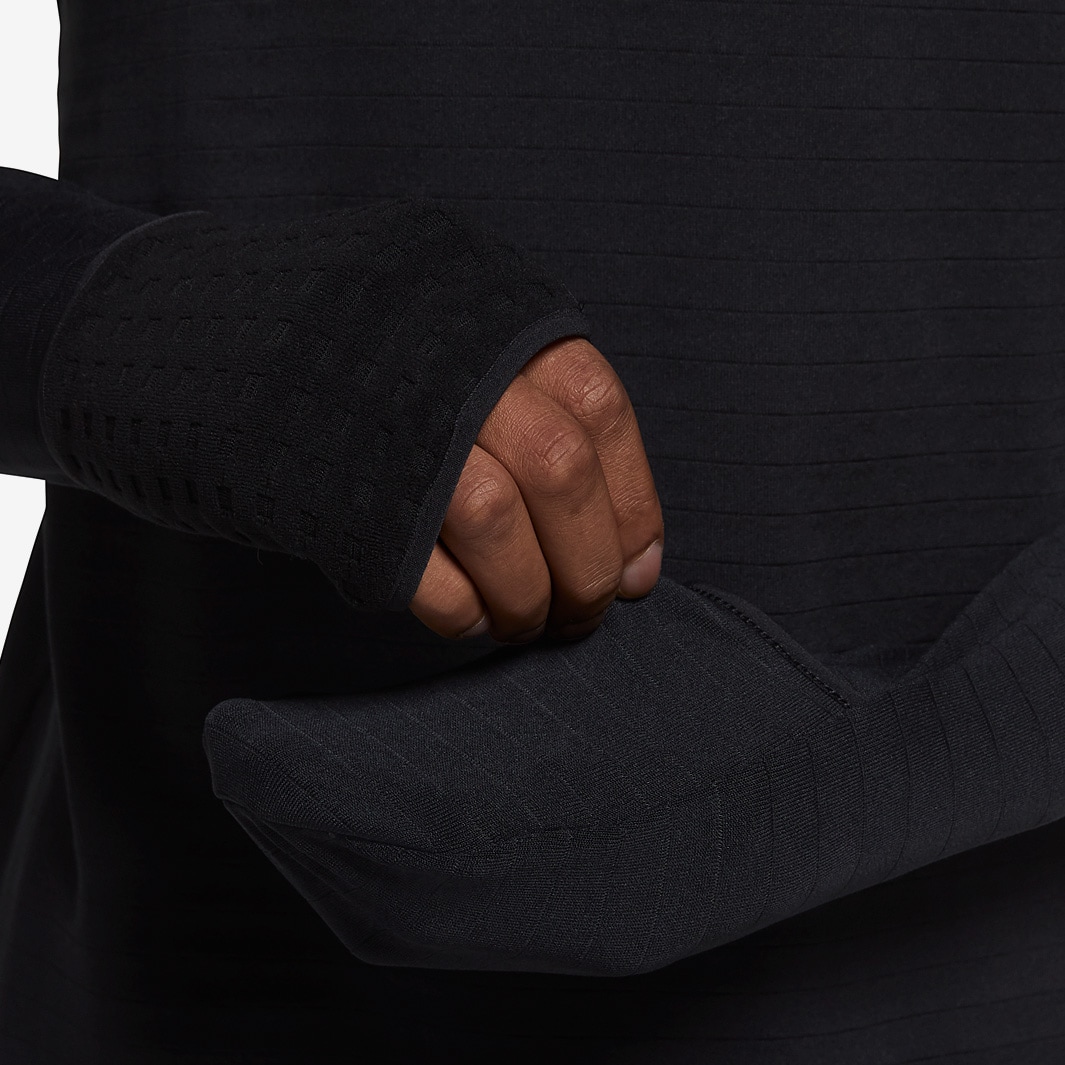 nike therma repel half zip