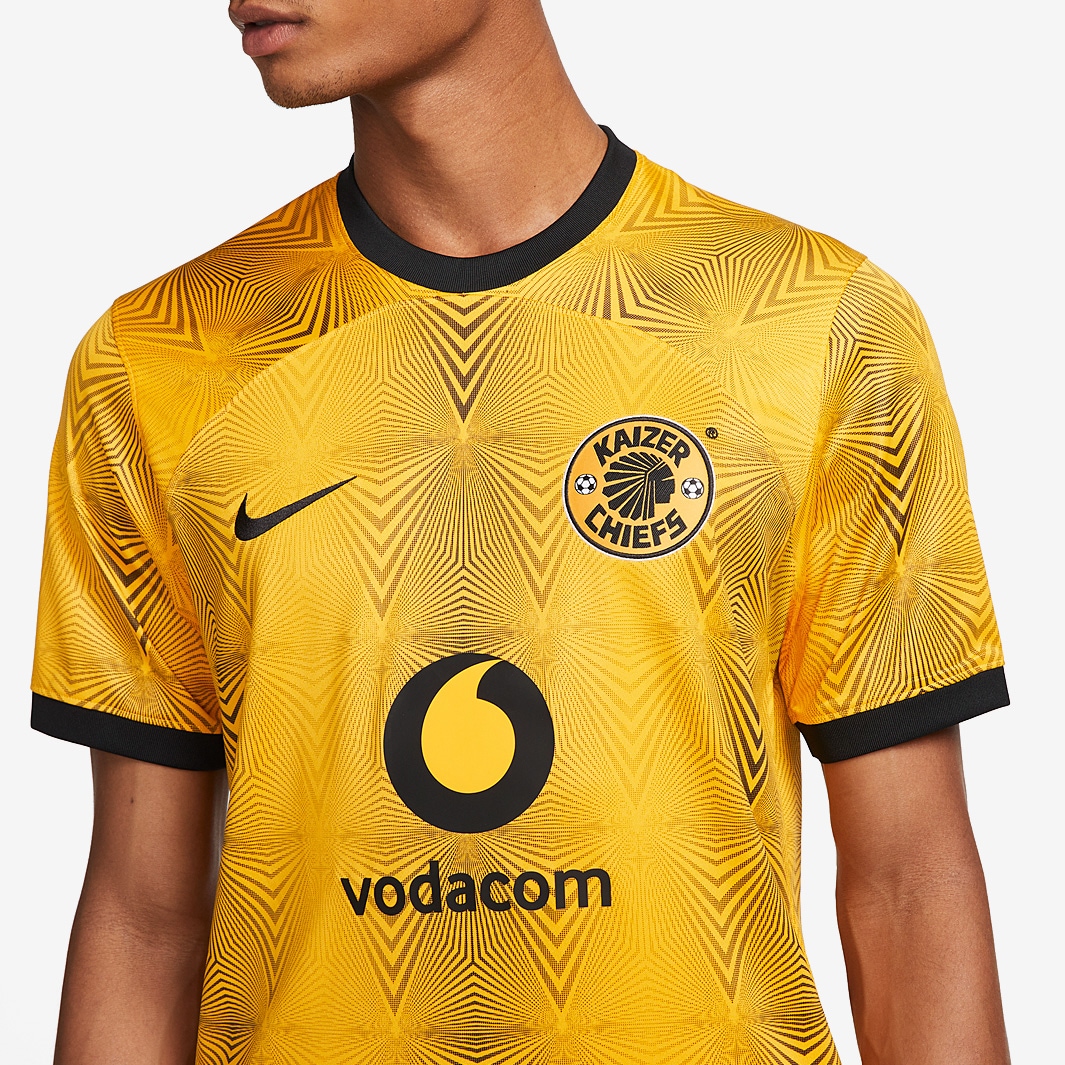 New Kaizer Chiefs x Kappa Jersey Revealed! Exciting 23-24 Home & Away Kits  - Legends 