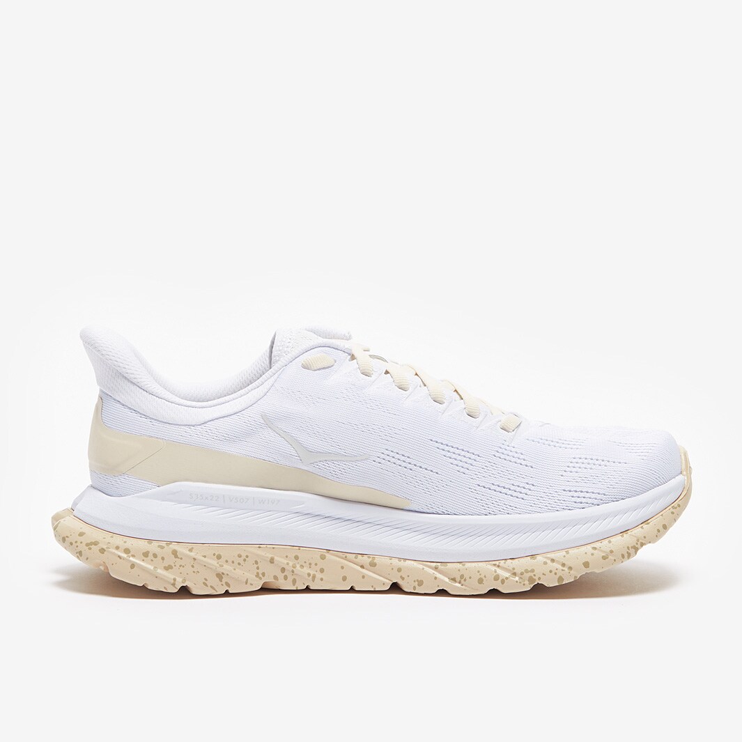 Hoka Womens Mach 4 Eggnog/Shifting Sand Womens Shoes