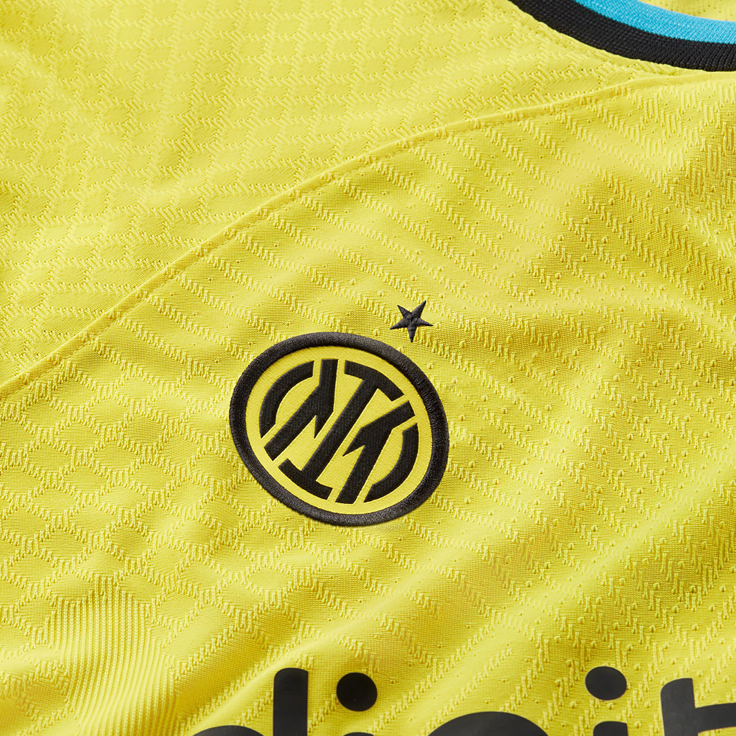 Maillot Inter Milan Lautaro - Taille S - Jaune - Occasion (état Comme Sur Photos)