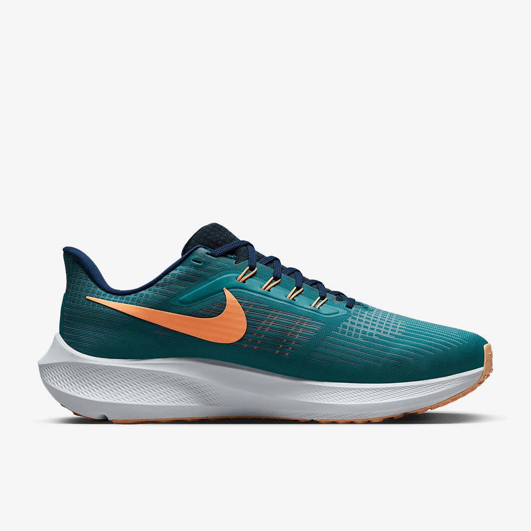 Nike Air Zoom Pegasus 39 4E - Bright Spruce/Lt Crimson-Valerian Blue ...