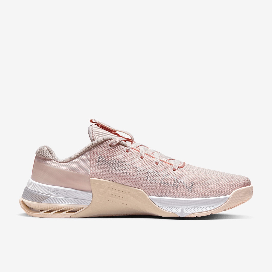 Nike Womens Metcon 8 - Light Soft Pink/Metallic Silver