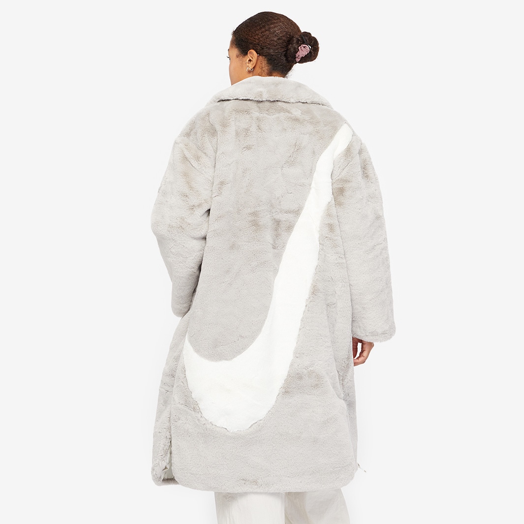 Giacca Lunga Nike Sportswear Donna Plush Faux Fur Minerale di Ferro  Chiaro/Osso Chiaro/Sail