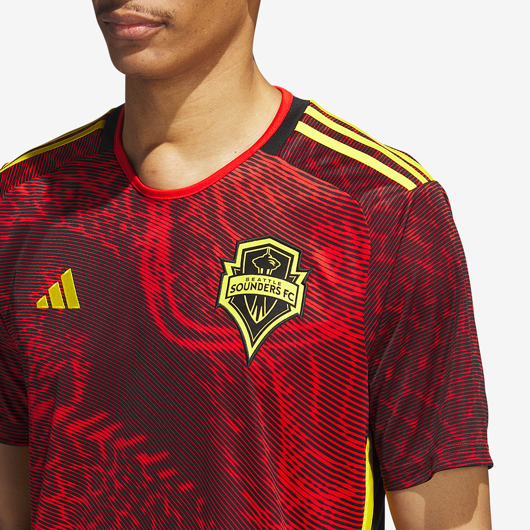 sounders away kit