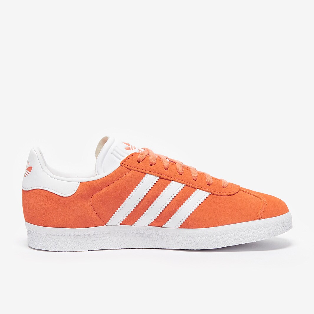 adidas Originals Femme Gazelle Orange Soleil Blanc Ftw Or Metallique Chaussures Femme Pro Direct Soccer