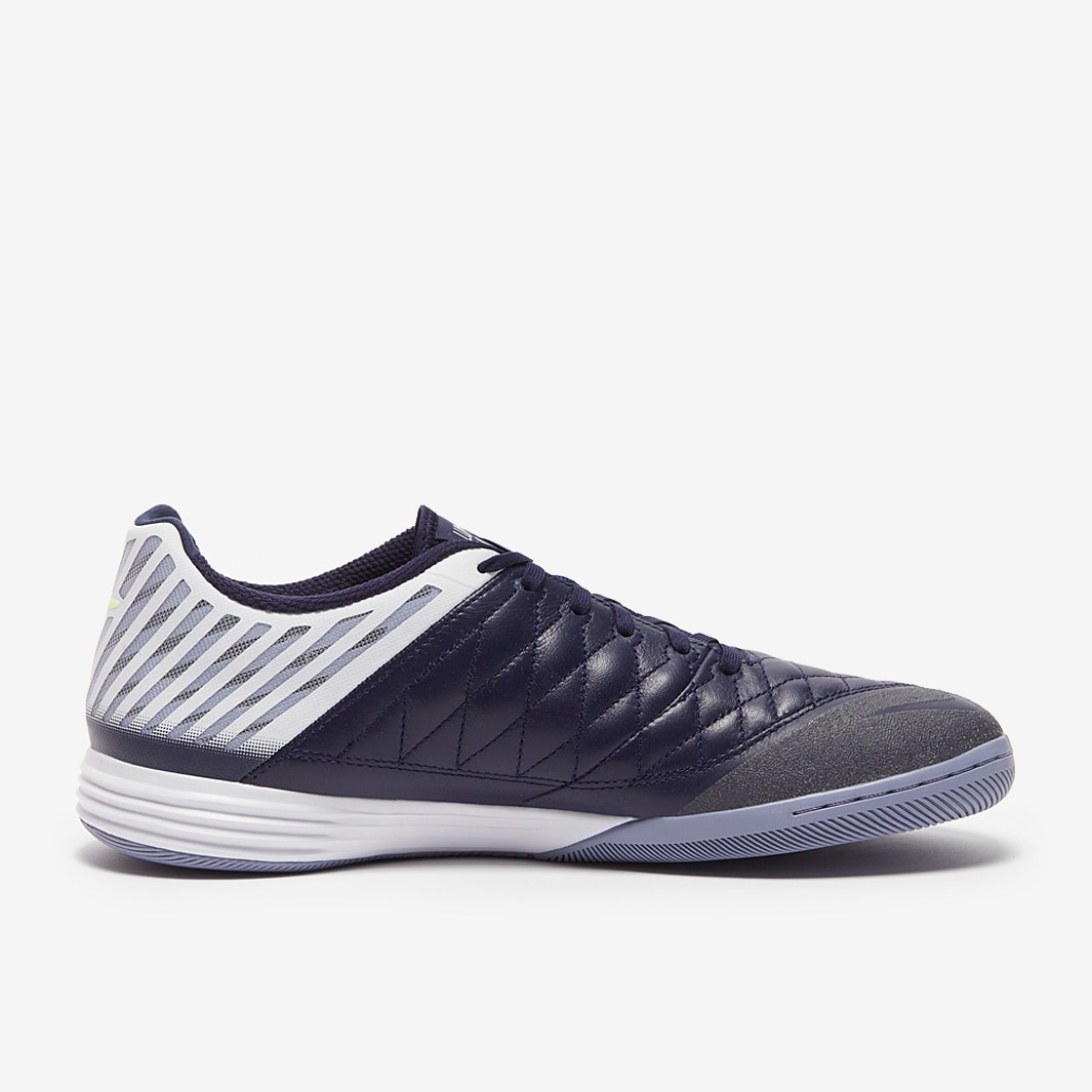 Nike Lunargato II Indoor/Court Low-Top Soccer Shoes. Nike.com