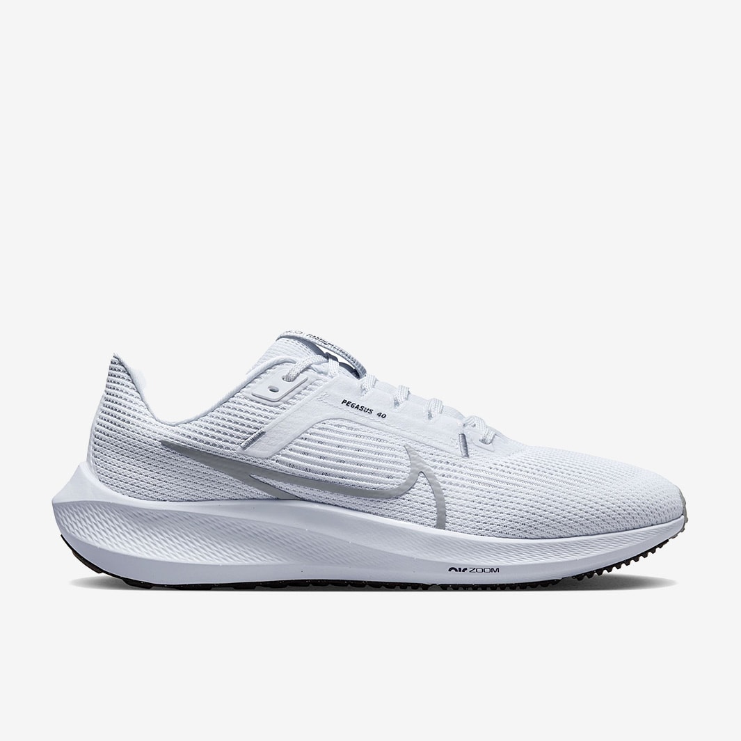 【ナイキ】(W) Nike Air Zoom Pegasus 40 White llic Silver Nike Womens Pegasus 40 - White/Metallic Silver-Pure