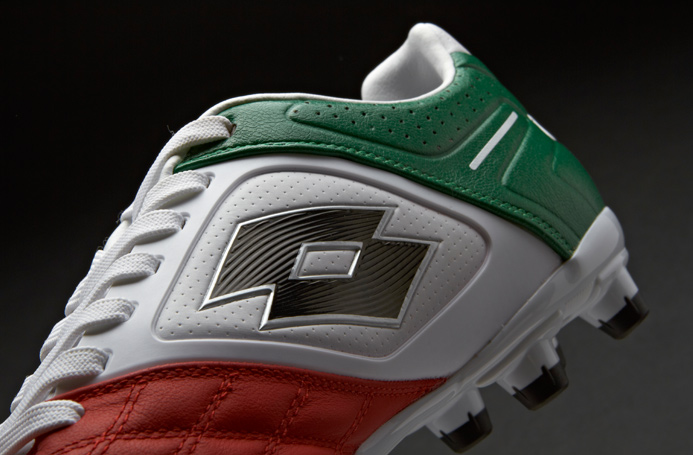 Chaussures De Foot Lotto Stadio 100 II SG - Neuves En Boîte - Taille 42.5