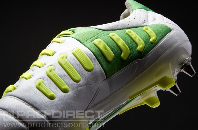 Botas de Fútbol - Nike CTR360 Maestri III ACC SG - Terreno Blando - Tacos de Fútbol - | Pro:Direct Soccer
