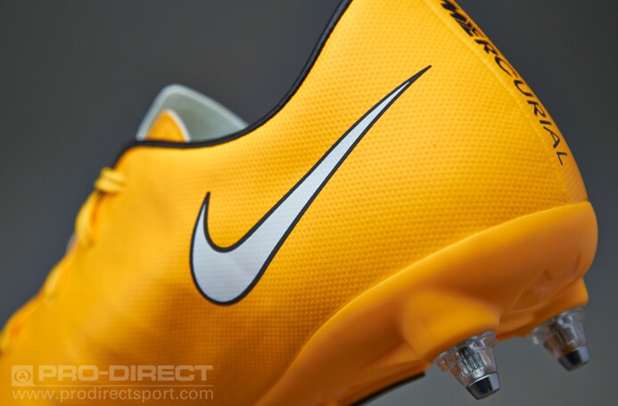 Nike Mercurial Victory V SG Orange/Black/Volt/White 651633 800 - 43 EU :  : Fashion