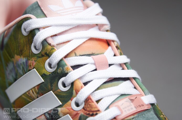 adidas Originals Womens ZX Flux Curso d Agua Dust Pink White Dust Pink