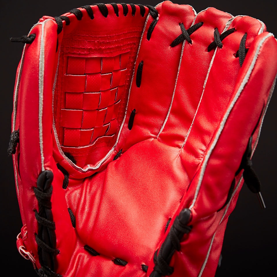 Readers Fielding Practice Junior LH Mitt Black Cricket Equipment