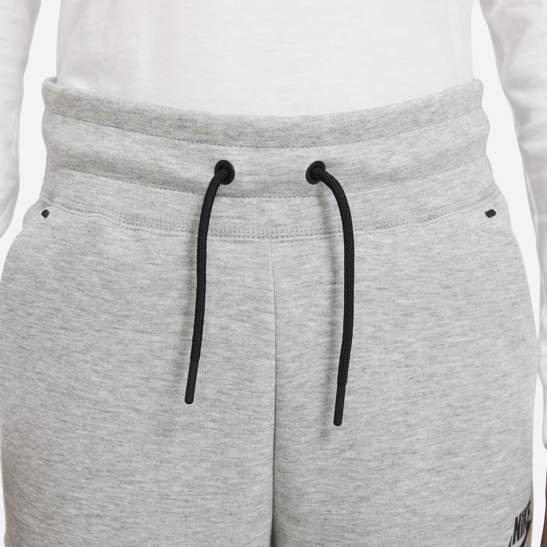 Nike Sportswear Older Kids Tech Fleece Pants (8-15 Yrs) - Dark Grey ...