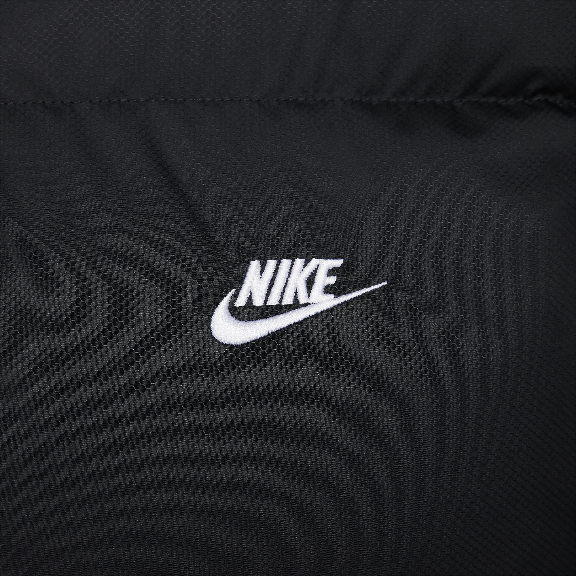 Nike Sportswear Club PrimaLoft® Men's Water-Repellent Puffer Gilet