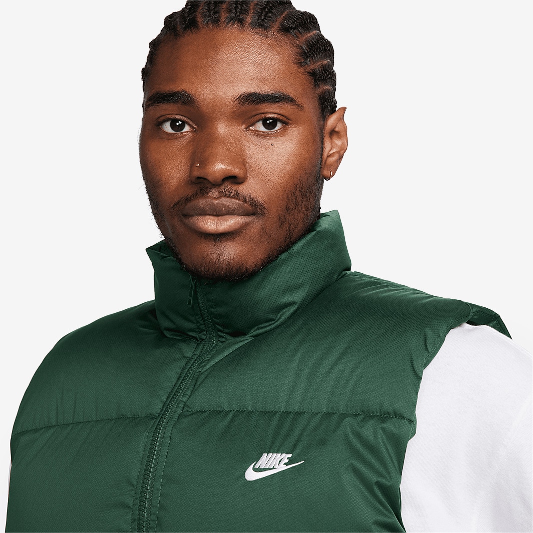 NIKE TF CLUB VEST PRIMALOFT グリーン　 XL NIKE TF CLUB VEST PRIMALOFT グリーン XL NIKE TF CLUB VEST
