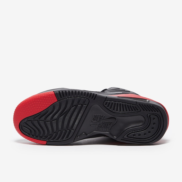 Jordan Max Aura Black/University Red Trainers Mens Shoes