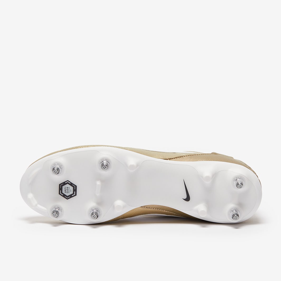 nike cleats with gold bottom