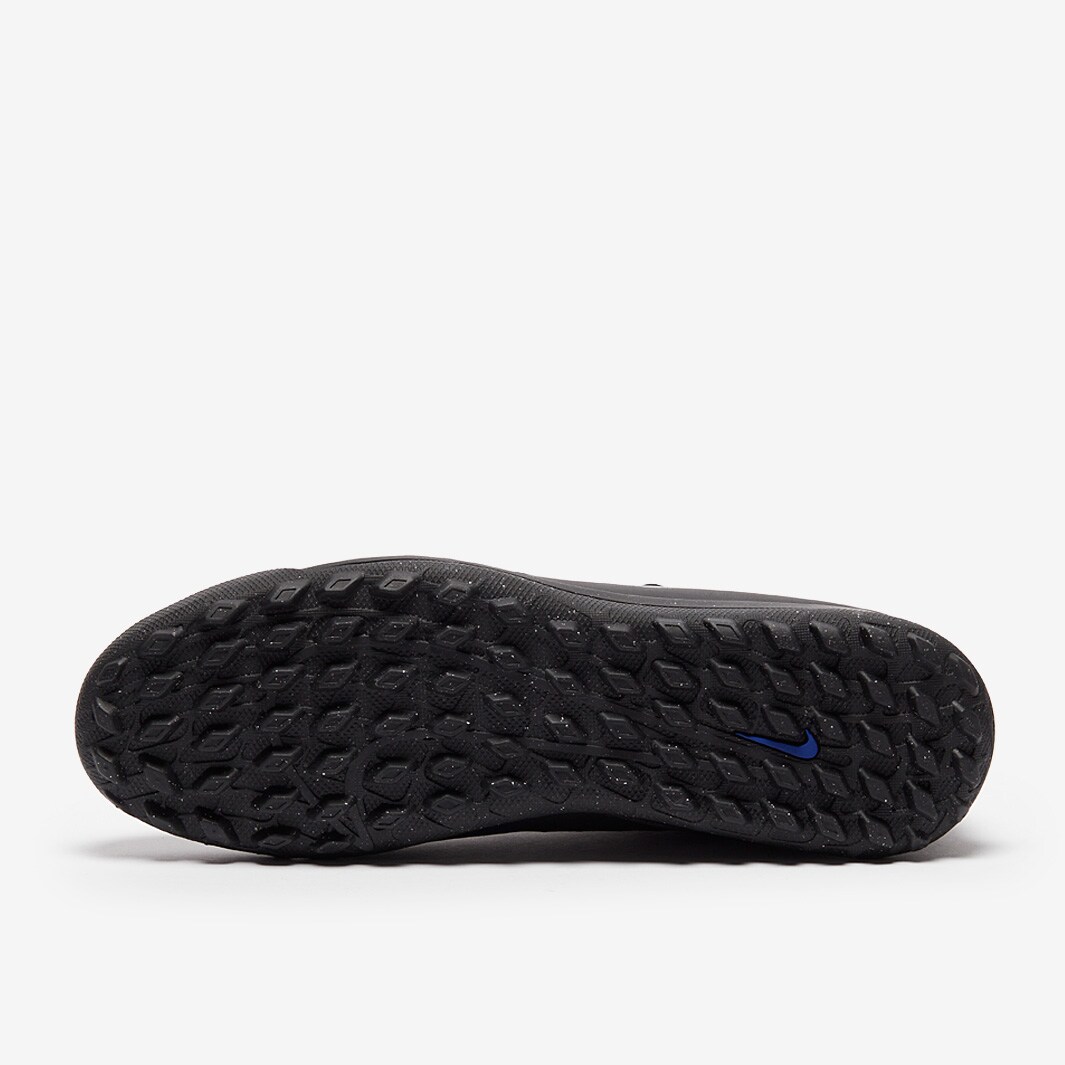 Nike Phantom GX II Club Turf - Black/Black - Adult Boots |