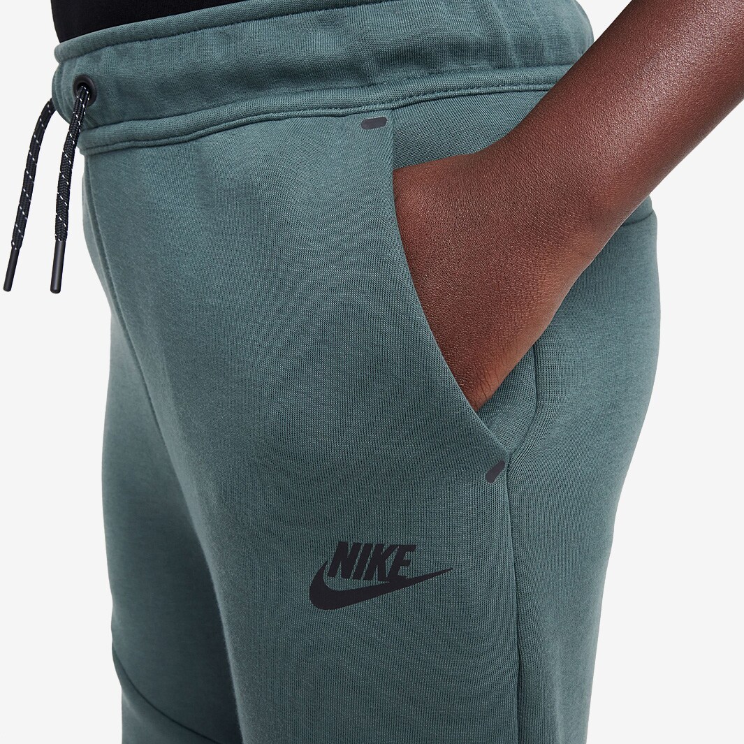 nike tech fleece joggers old