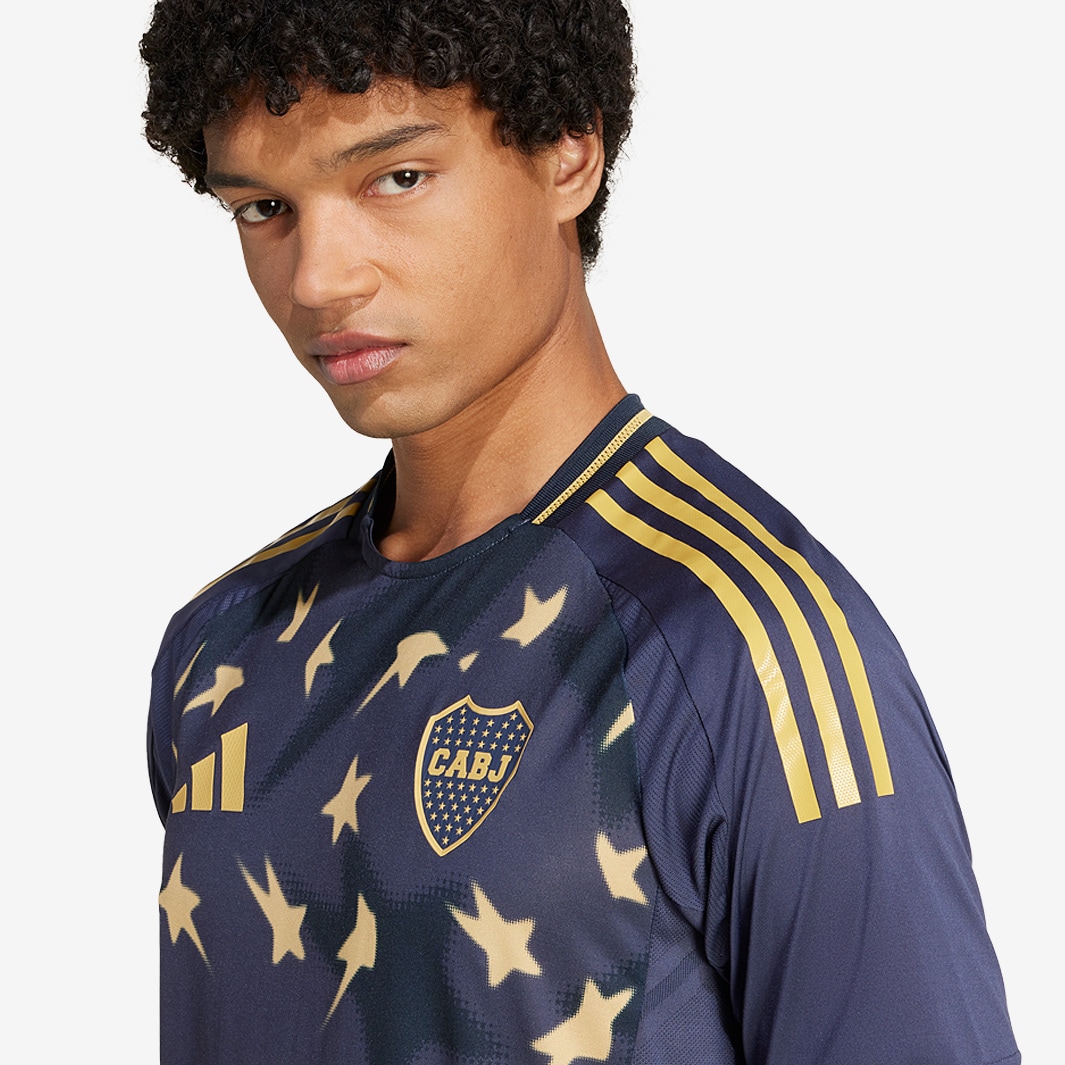 ボカ.jr:オフィシャルOlan ジャージ:マラドーナ在籍時代 3L～。 adidas Boca Juniors 2025 Authentic Third Jersey - Shadow