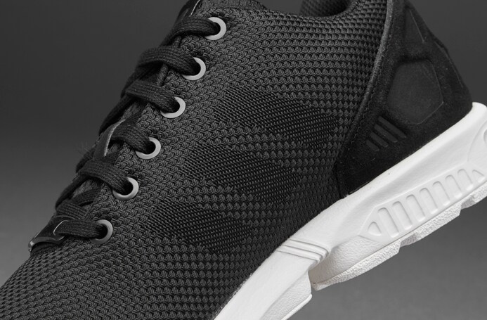 FLUX EM Sサイズ　BLACK &WHITE adidas ZX Flux Engineered Mesh | SBD
