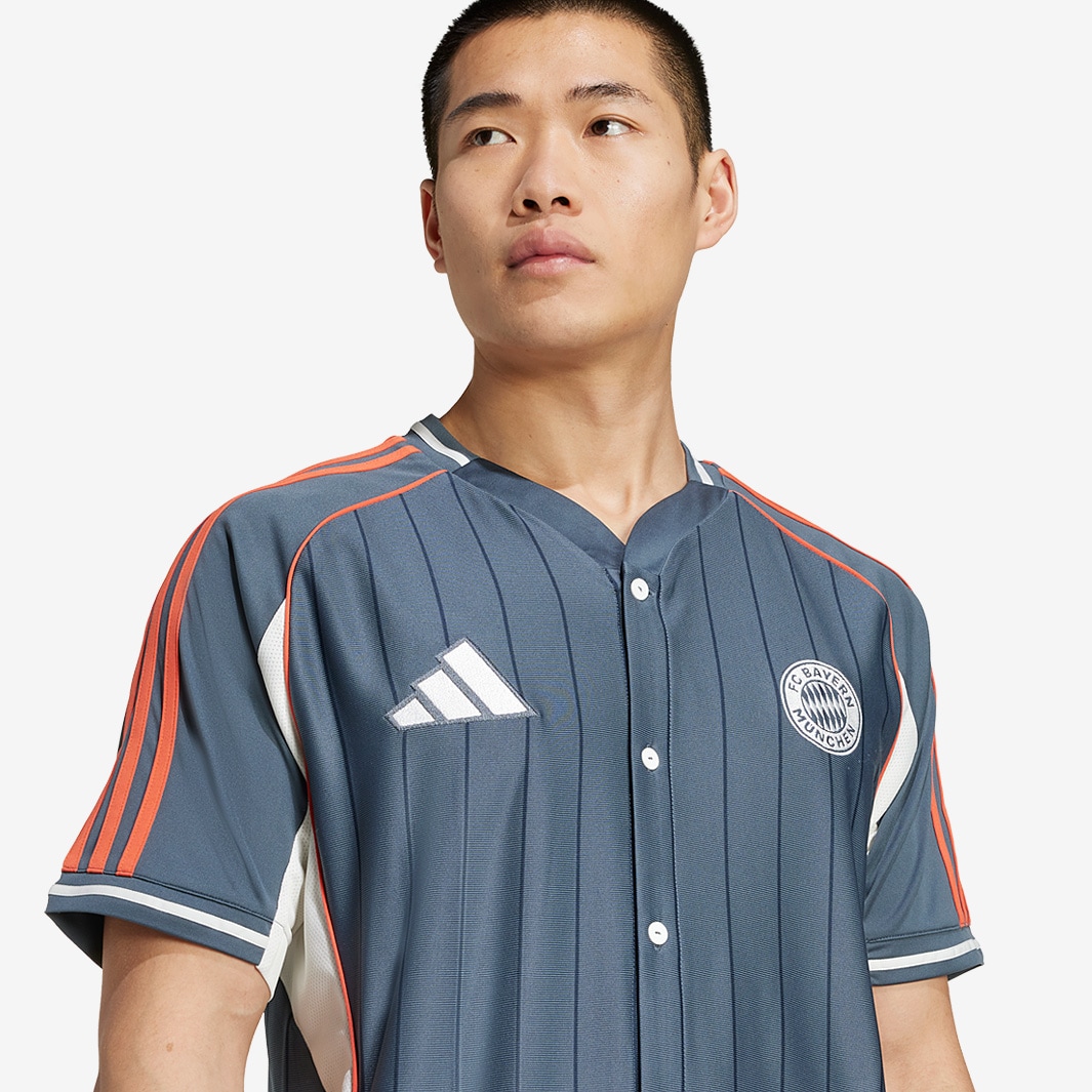FC Bayern Munchen Mane 17 ユニフォーム Bayern Munich 2022/2023 Adidas Home Red #17 Mane Jersey M-XL