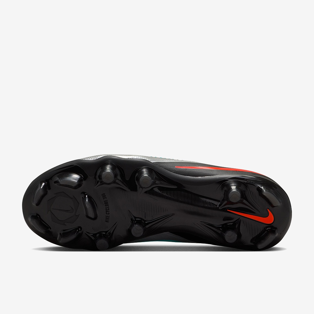 Nike★キッズ★Jr. Phantom 6 Pro LE サッカーシューズ Nike Kids Phantom 6 Pro LE Low FG/MG - Chrome/Black - Junior