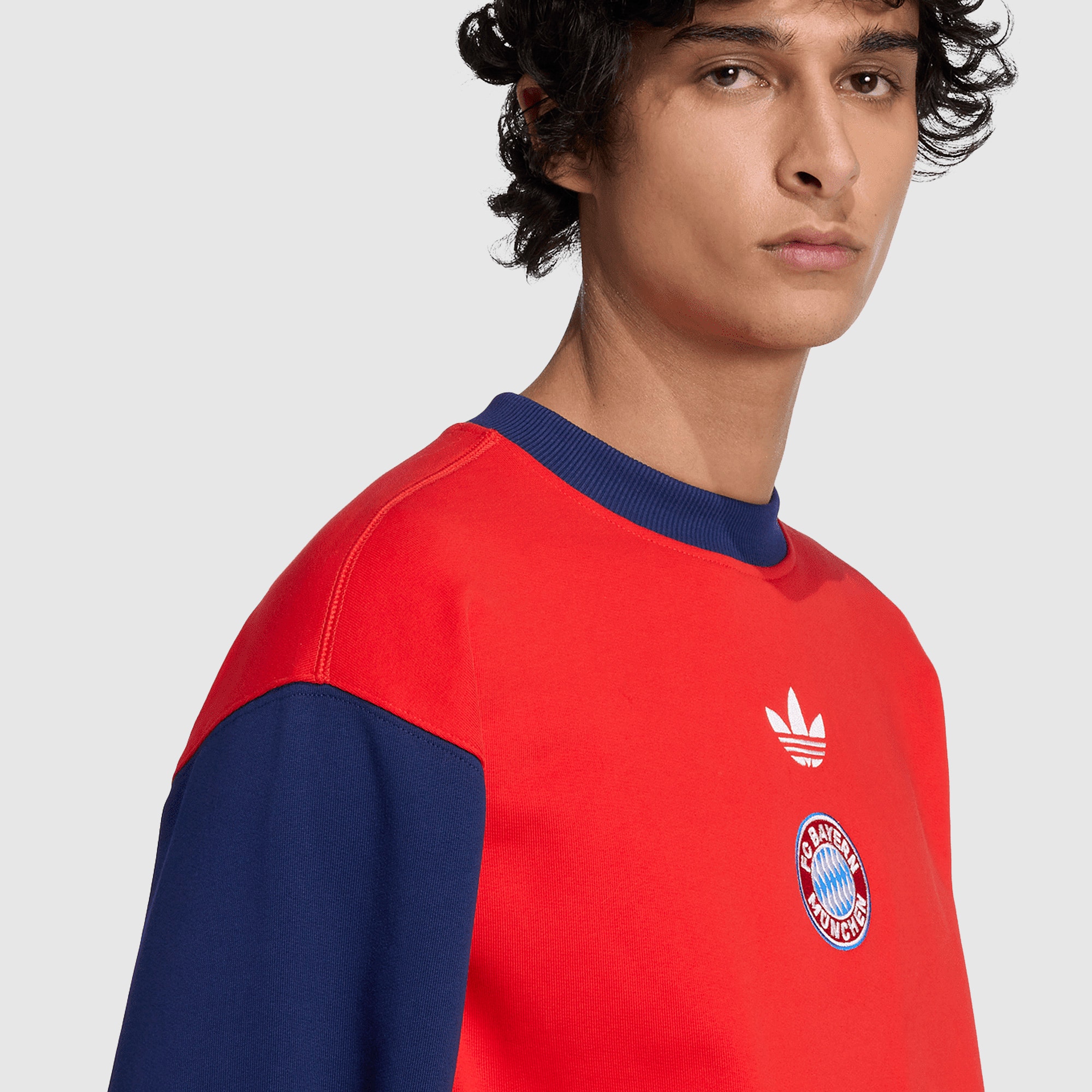 adidas Originals Bayern Munich 25/26 Lifestyler Crew Sweatshirt
