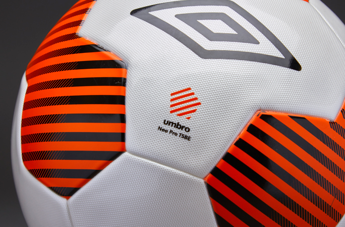 Ballon De Football Officiel UMBRO DYNAMIS LEGA PRO - Neuf Dans Son Contenant