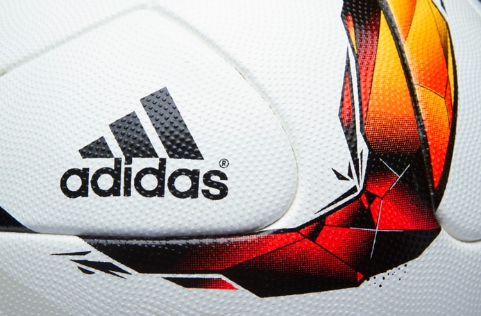 Ballon adidas Bundesliga 15/16 Torfabrik OMB Blanc/Rouge/Noir/Orange