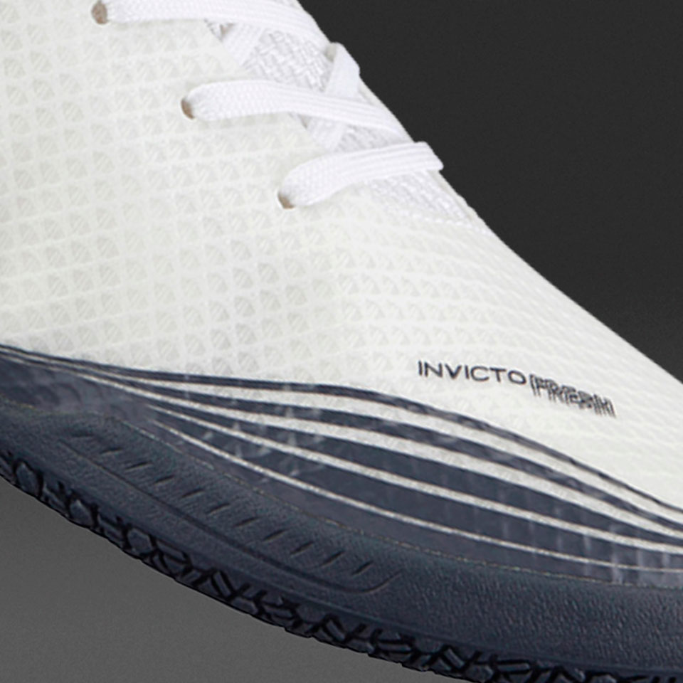 シューズ INVICTO 2432 WHITE INDOOR Futsal shoes Invicto 24 indoor white | JOMA®