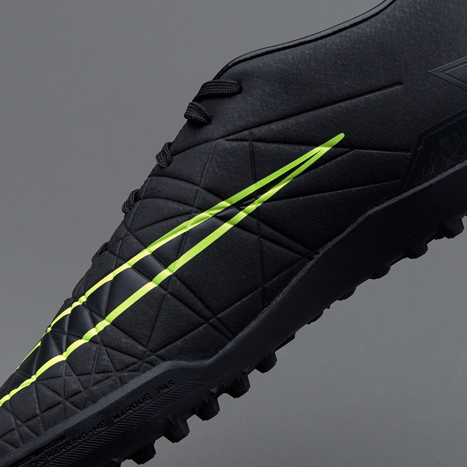 nike hypervenom trainers