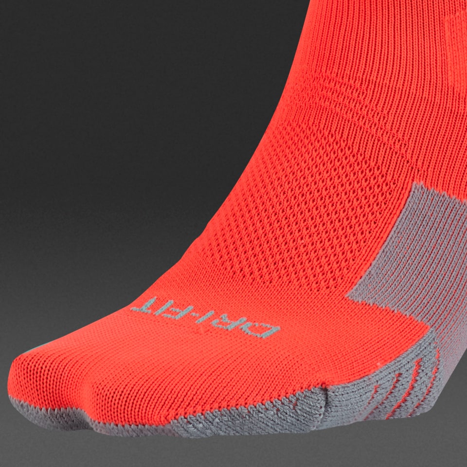 total sports nike socks