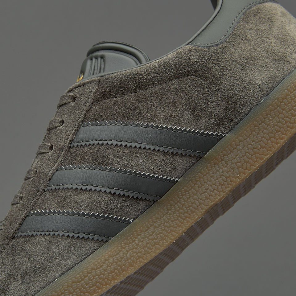 Adidas gazelle hotsell utility grey gum