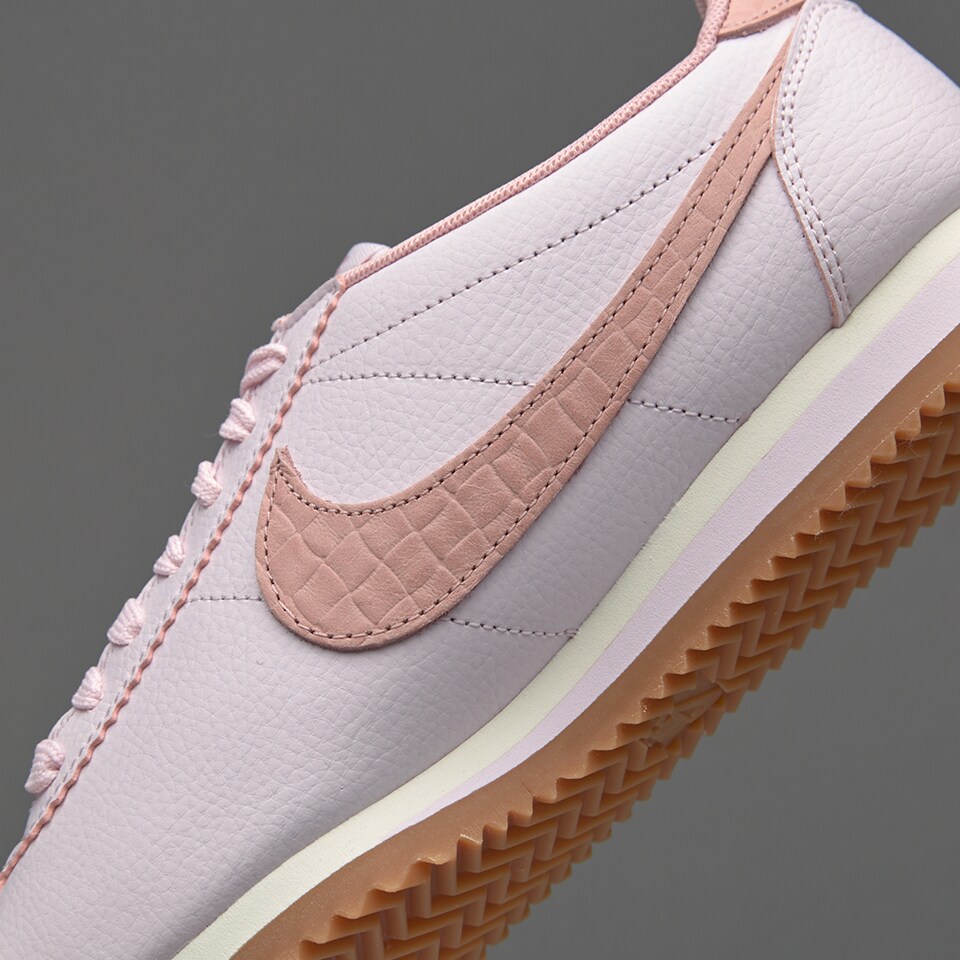 Nike cortez pearl discount pink