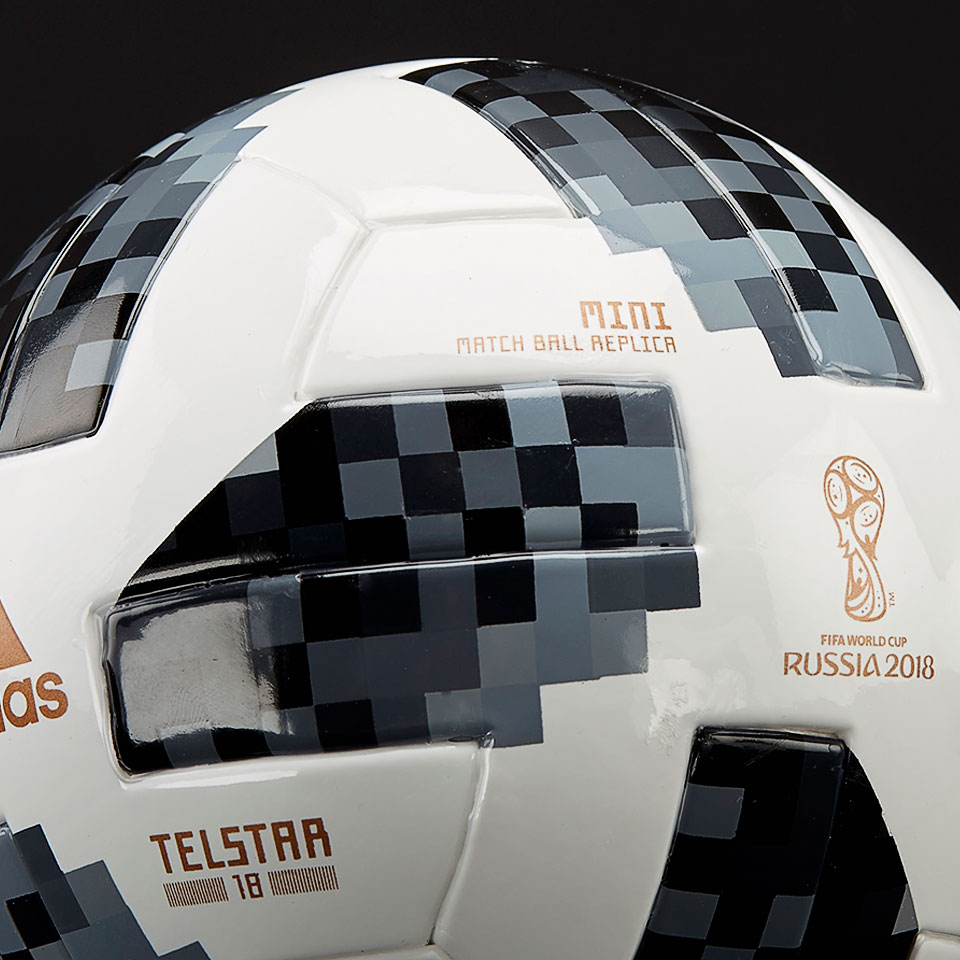 Balones - Mini - Balón adidas Telstar World Cup Russia Mini - Blanco/Negro/Plateado - CE8139 | Pro:Direct Soccer